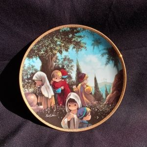 Collectible plate